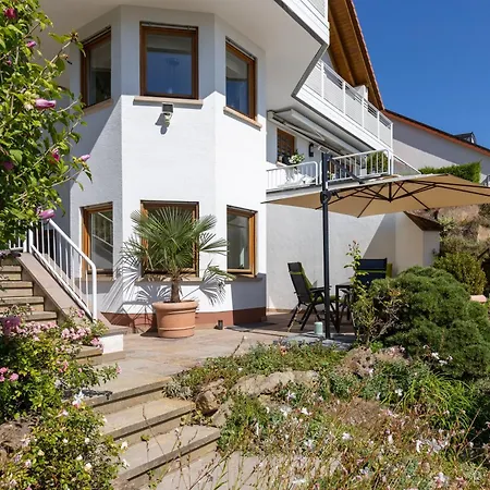 Hambach Waldschloessl Apartment Neustadt an der Weinstrasse