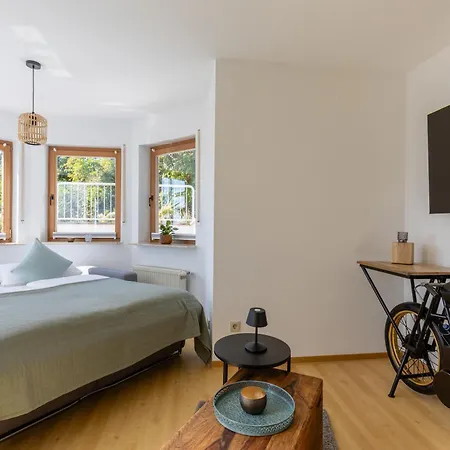 Hambach Waldschloessl Neustadt an der Weinstraße