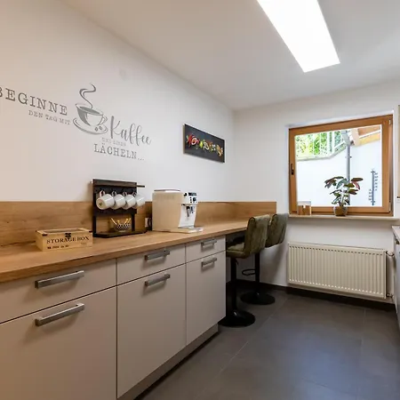 Hambach Waldschloessl Neustadt an der Weinstraße