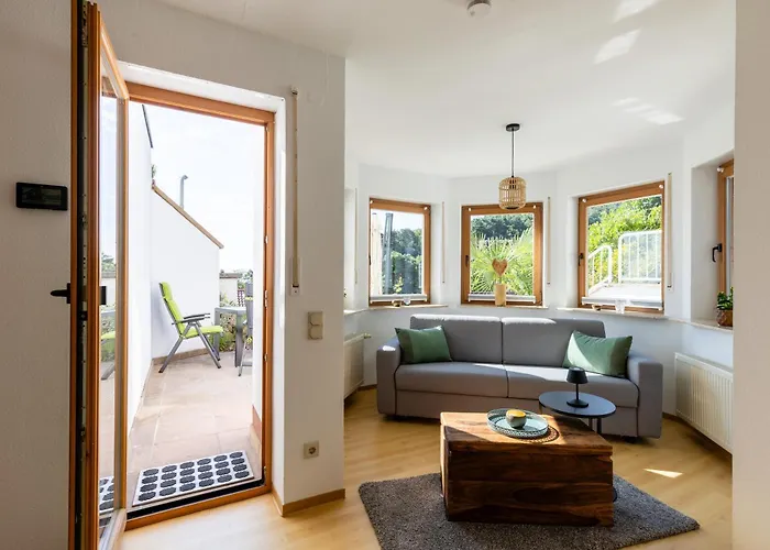 Hambach Waldschloessl * Neustadt an der Weinstraße