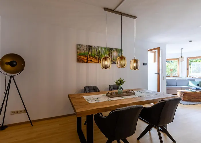 Hambach Waldschloessl Neustadt an der Weinstraße